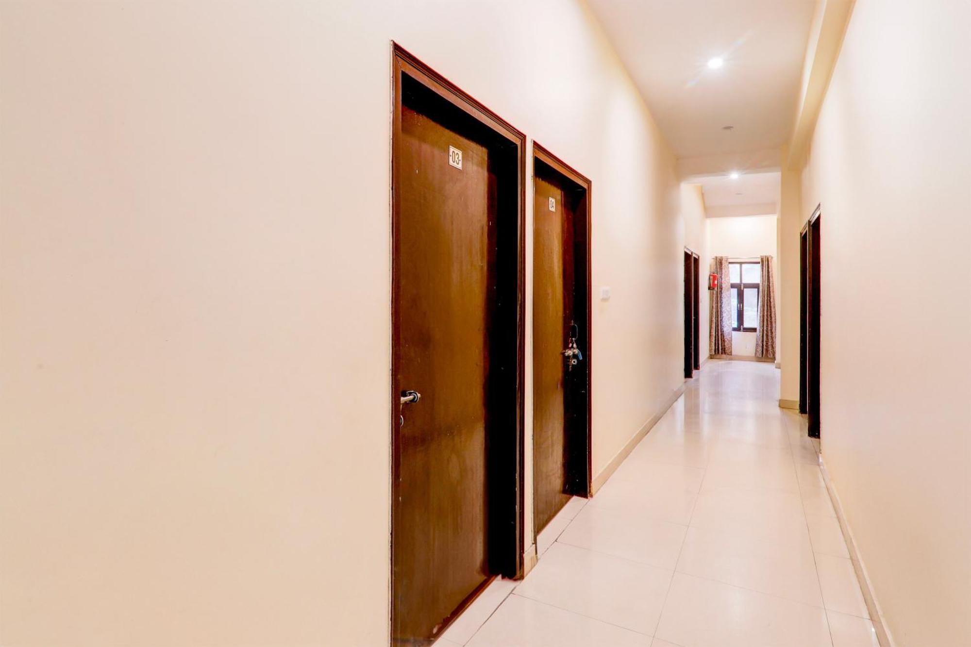 Hotel Super O Indira Nagar